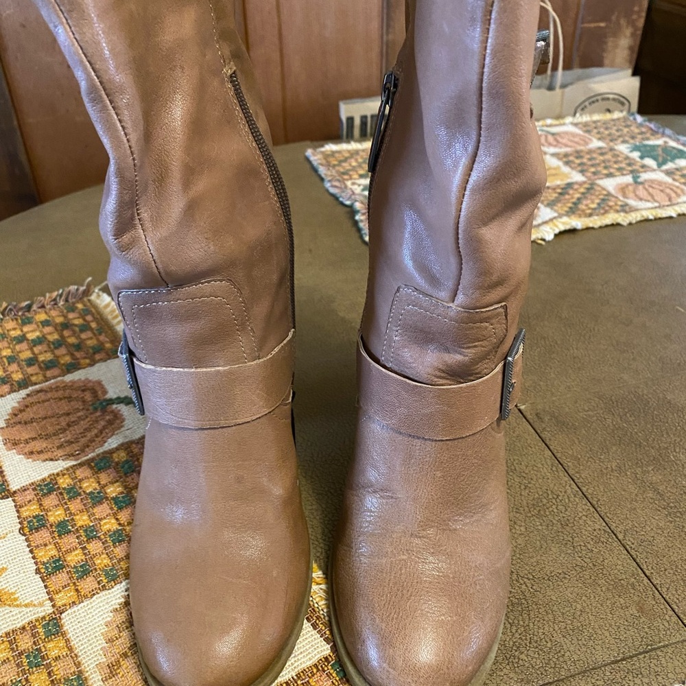 Adam Tucker tan booties